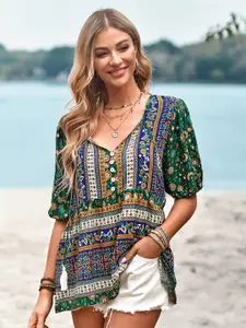 StyleCast Women Floral Printed V-Neck Top