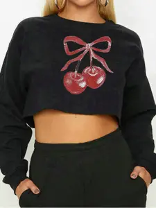 StyleCast x Revolte Women Graphic Printed Crop Sweatshirt
