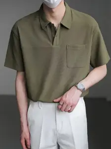 StyleCast Men Solid Polo Collar Silk T-shirt