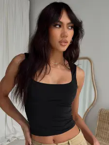 StyleCast Women Solid Square Neck Crop Top