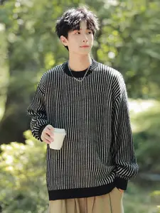 StyleCast x Revolte Men Striped Round Neck Longline Pullover