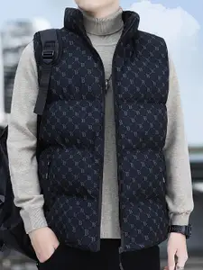 StyleCast x Revolte Men Geometric Printed Padded Jacket