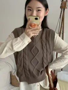 StyleCast Women Cable Knit Sweater Vest