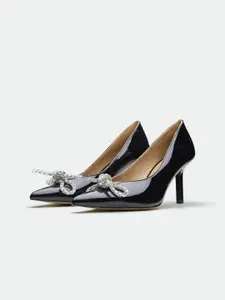 Oroh Leather Party Stiletto Pumps with Bows