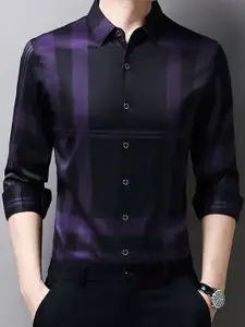 StyleCast Men Spread Collar Checked Cotton Formal Shirt