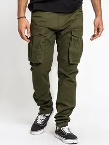 StyleCast x Revolte Men Regular Fit Pleated Cargos Trousers