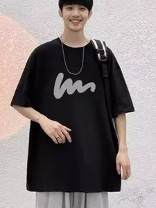 StyleCast Men Graphic Printed Round Neck Oversized T-shirt