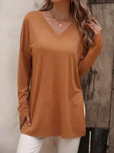 StyleCast Women Solid V-Neck Longline Top