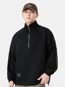 StyleCast x Revolte Men Mock Collar Sweatshirt