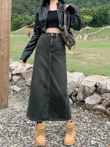 StyleCast Women Solid Denim A-Line Maxi Skirt