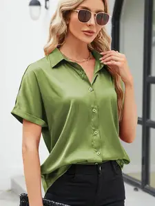 StyleCast Women  Solid Opaque Casual Shirt