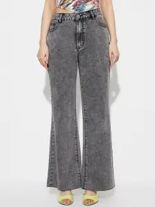 StyleCast x Revolte Women Mid-Rise Heavy Fade Wide Leg Jeans