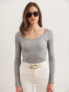 Olalook Women Ribbed Round Neck Crop Top