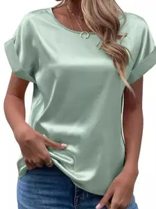 StyleCast Women Extended Sleeves Top
