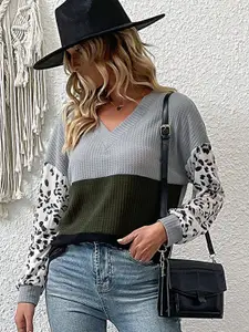 StyleCast Grey & Black Colourblocked V-Neck Pullover Sweater