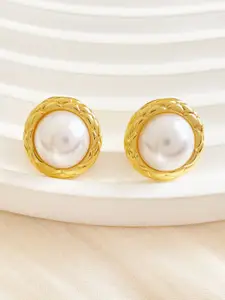 VAGHBHATT Gold-Plated Textured Rim Pearls Studded Circular Studs