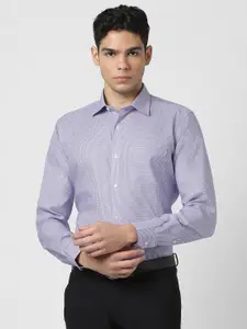 Van Heusen Men Checked Cotton Formal Shirt