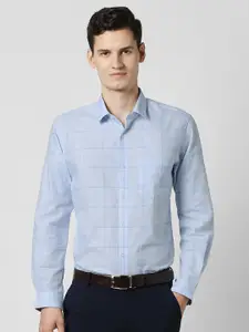 Peter England Men Slim Fit Checked Formal Shirt