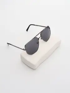 PELLE LUXUR Women Oversized Sunglasses with UV Protected Lens PL25GS406