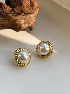 VAGHBHATT Gold-Plated Pearls Beaded Textured Rim Circular Studs