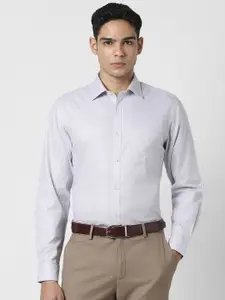 Van Heusen Men Checked Spread Collar Slim Fit Cotton Formal Shirt