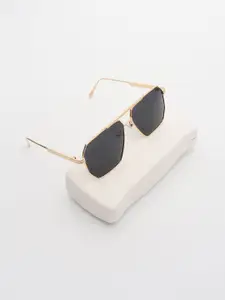 PELLE LUXUR Women Oversized Sunglasses with UV Protected Lens PL25GS411