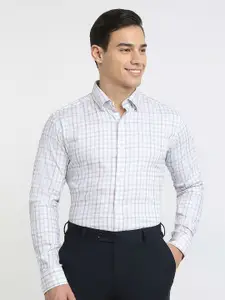 Raymond Checked Slim-Fit Cutaway Collar Formal Shirt