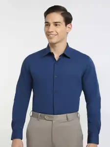 Raymond Pure Cotton Semicutaway Formal Shirt