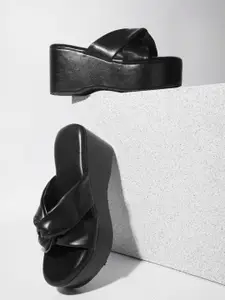 Try Me Wedge Sandals