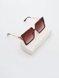 PELLE LUXUR Women Oversized Sunglasses with UV Protected Lens