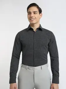 Raymond Printed Pure Cotton Slim-Fit Cutaway Collar Formal Shirt