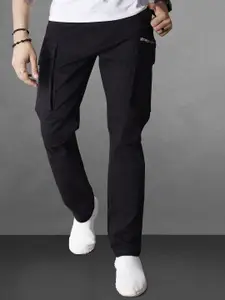 DIVISIVE Men Solid Relaxed Straight Leg Mid-Rise Cargos Trousers