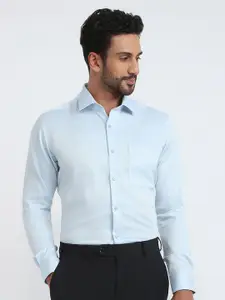 Raymond Pure Cotton Slim-Fit Cutaway Collar Formal Shirt