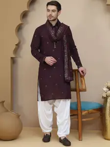 Jompers Men Embroidered Sequinned Kurta Set With Dupatta
