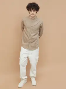 Fame Forever by Lifestyle Men Slim Fit Solid Band Collar Casual Shirt