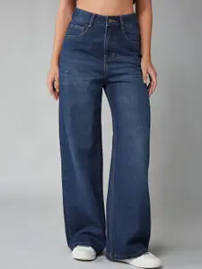 DOLCE CRUDO Women Wide Leg High-Rise Light Fade Stretchable Jeans