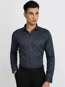Park Avenue Men Slim Fit Printed Formal Shirt