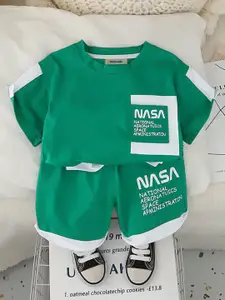 INCLUD Boys Printed T-shirt with Shorts