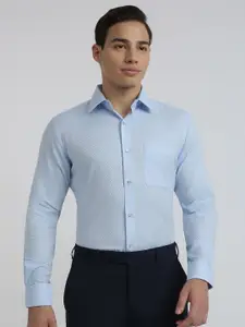 Raymond Pure Cotton  Contemporary Fit Cutaway Collar Formal Shirt