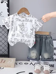INCLUD Boys Printed T-shirt with Shorts