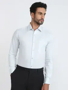 Raymond Checked Pure Cotton Contemporary Fit Semicutaway Formal Shirt