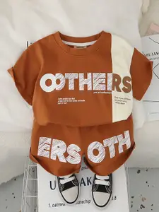 INCLUD Boys Printed T-shirt with Shorts