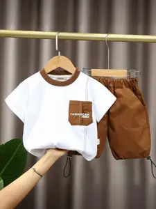 INCLUD Boys Printed T-shirt with Shorts