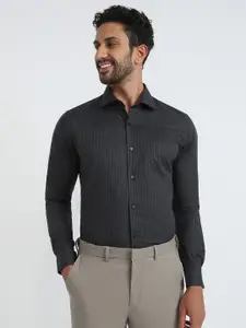 Raymond Checked Pure Cotton Semicutaway Formal Shirt