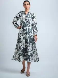 The Roadster Lifestyle Co Women Floral Printed A-Line Midi Dress