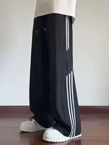 Roadster Men Side Striped Mid Rise Track Pants