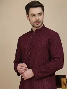 Jompers Men Ethnic Motifs Embroidered Chikankari Kurta