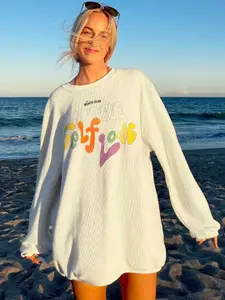 Outzidr Women Graphic Print Oversized Sweatshirt