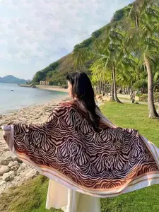 QUECY Women Printed Cotton Scarf