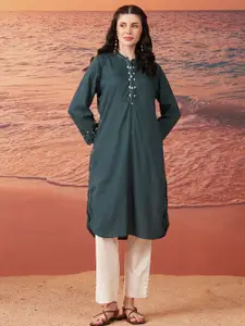 Lakshita Women Solid Daily Straight Kurtas